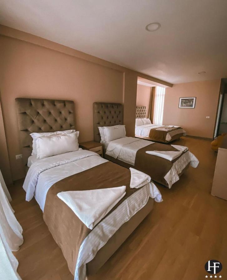 Shëngjin Hotel Frojd - Beach Front Resort מראה חיצוני תמונה