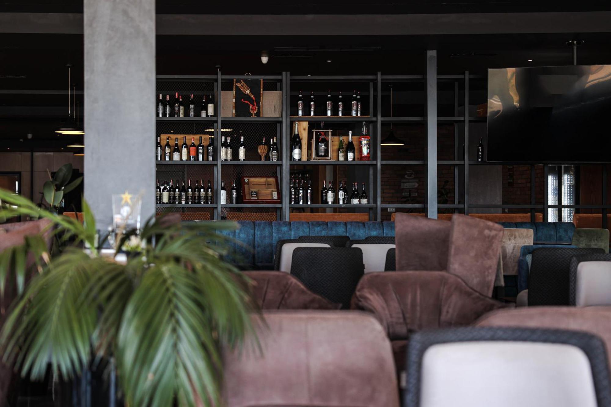 Shëngjin Hotel Frojd - Beach Front Resort מראה חיצוני תמונה