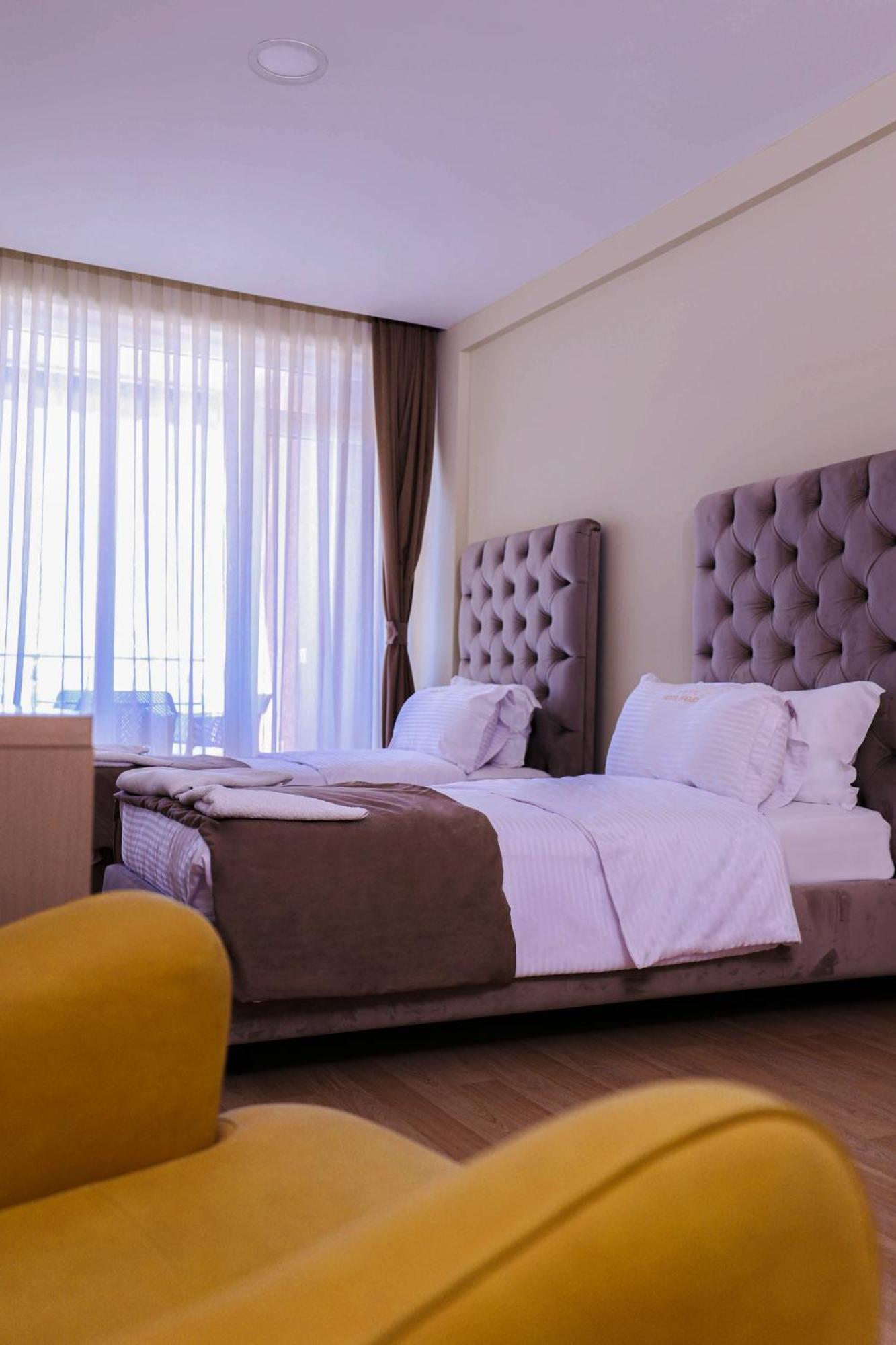 Shëngjin Hotel Frojd - Beach Front Resort מראה חיצוני תמונה