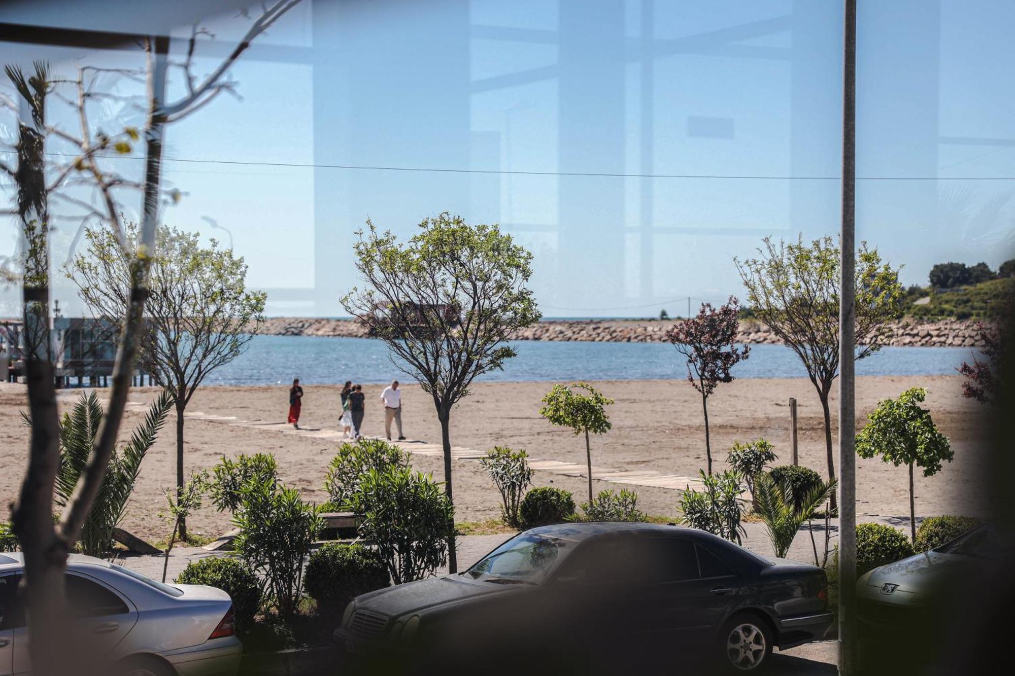 Shëngjin Hotel Frojd - Beach Front Resort מראה חיצוני תמונה