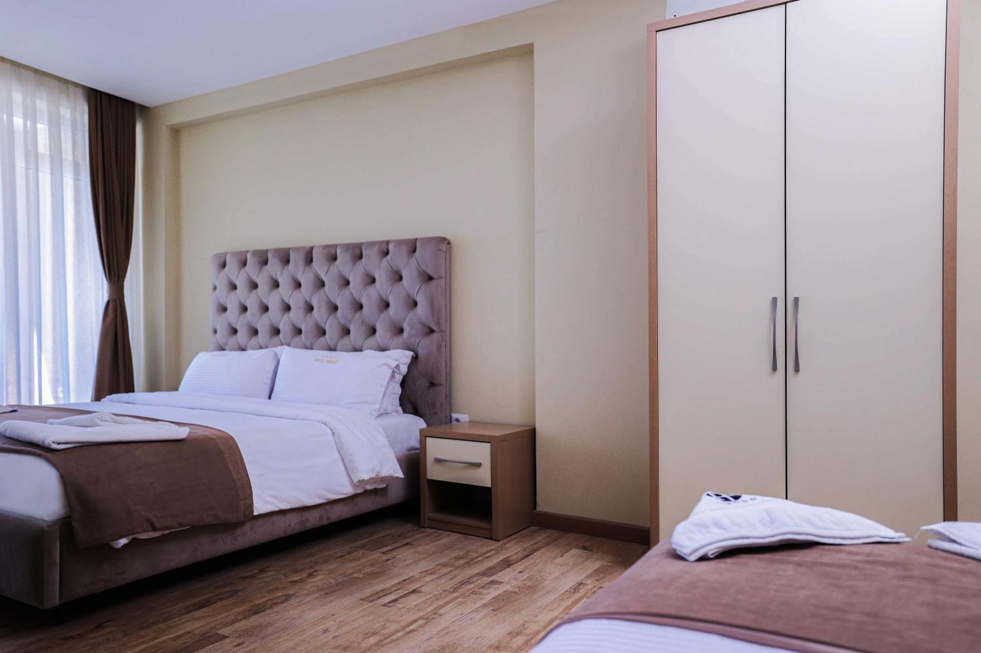 Shëngjin Hotel Frojd - Beach Front Resort מראה חיצוני תמונה